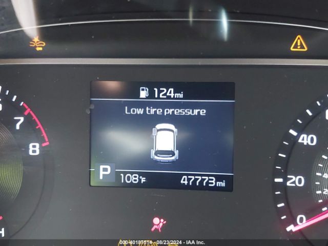 KNDJ23AU5N7821580 KIA SOUL LX