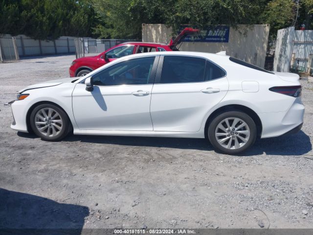 4T1C11AK2RU844414 Toyota CAMRY LE