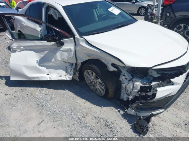 4T1C11AK2RU844414 Toyota CAMRY LE