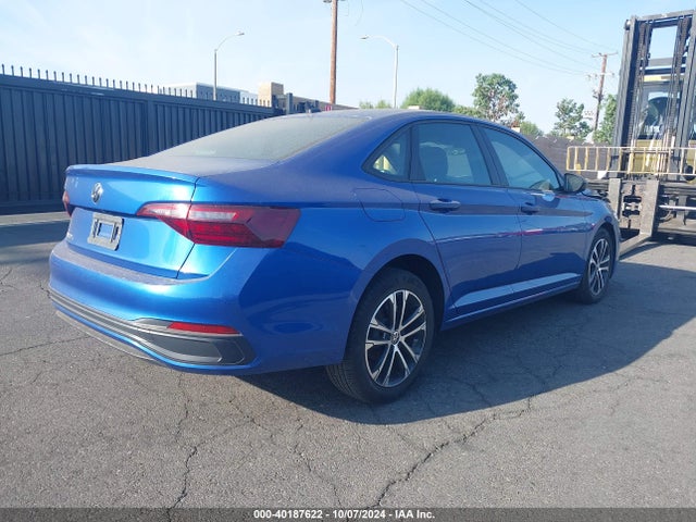 3VWBM7BU4NM030951 Volkswagen Jetta 1.5t Sport