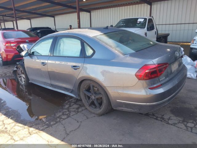 1VWLA7A33KC001055 Volkswagen Passat 2.0t Wolfsburg Edition