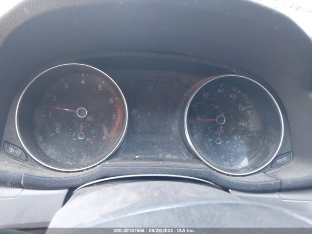 1VWLA7A33KC001055 Volkswagen Passat 2.0t Wolfsburg Edition