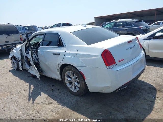 Chrysler 300 Anniversary Edition 2016 2C3CCAAG4GH161497 Image 3