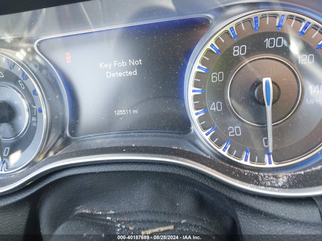 Chrysler 300 Anniversary Edition 2016 2C3CCAAG4GH161497 Image 7