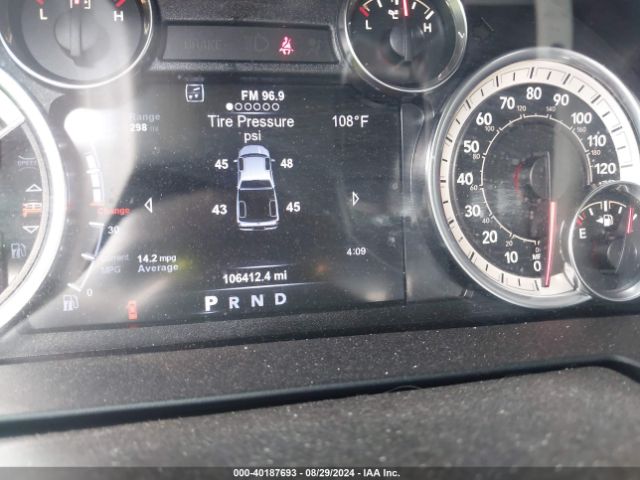 1C6RR7NT5HS628135 RAM 1500 Laramie  4x4 5'7 Box