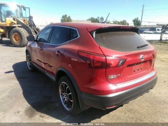 JN1BJ1CPXJW164779 Nissan Rogue Sport S