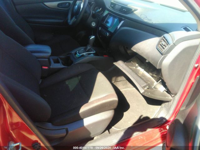 JN1BJ1CPXJW164779 Nissan Rogue Sport S