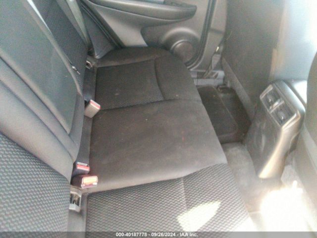 JN1BJ1CPXJW164779 Nissan Rogue Sport S