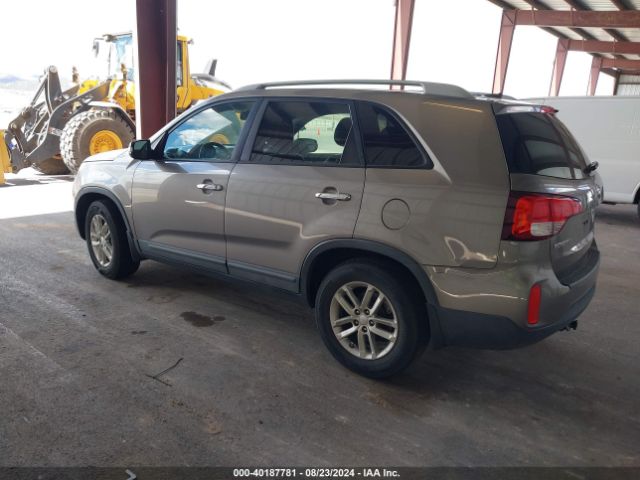 5XYKT4A79FG613269 KIA Sorento Lx V6