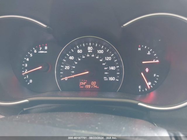 5XYKT4A79FG613269 KIA Sorento Lx V6