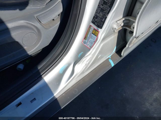 KNDCC3LC1K5340064 KIA NIRO EX