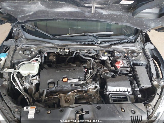 Honda CIVIC EX 2018 19XFC2F75JE000702 Image 10