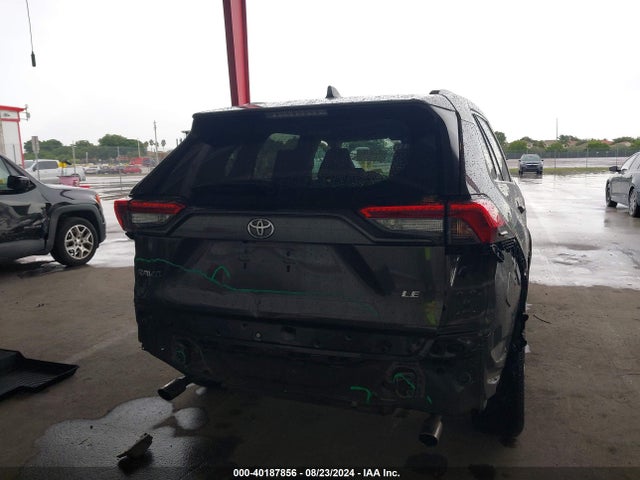 Toyota RAV4 LE 2019 2T3H1RFV3KW042121 Image 17