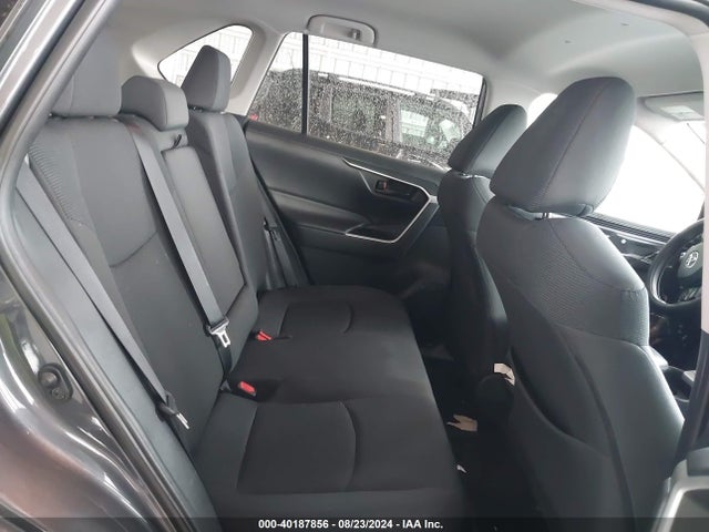 Toyota RAV4 LE 2019 2T3H1RFV3KW042121 Image 8