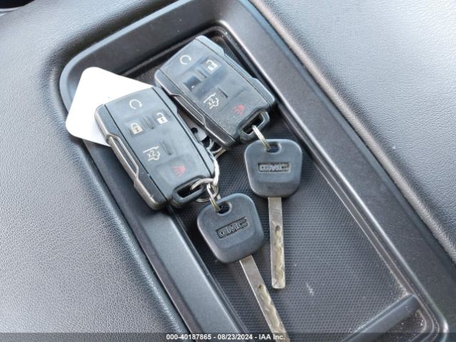 1GKS2AKC0HR117833 GMC YUKON SLE