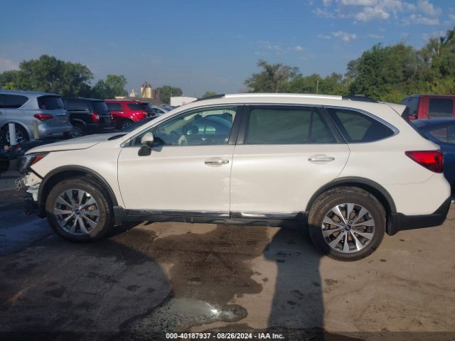4S4BSETC3J3305221 Subaru Outback 3.6r Touring