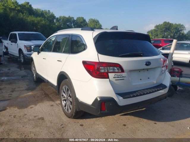 4S4BSETC3J3305221 Subaru Outback 3.6r Touring