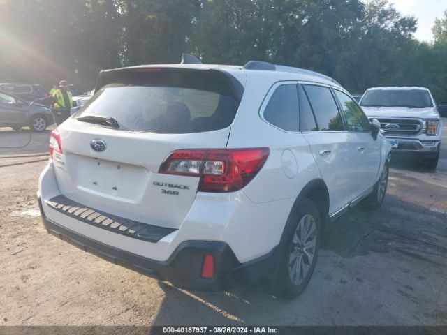 4S4BSETC3J3305221 Subaru Outback 3.6r Touring