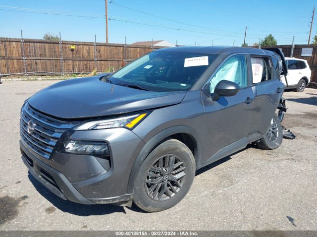 5N1BT3AA4RC684017 Nissan Rogue S Fwd