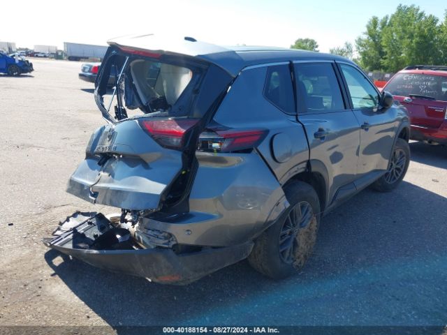 5N1BT3AA4RC684017 Nissan Rogue S Fwd