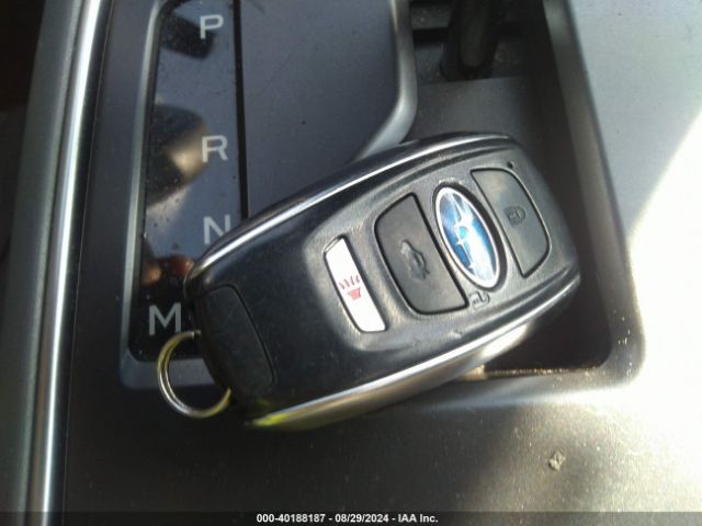 JF2GUADC6R8302275 Subaru Crosstrek Premium