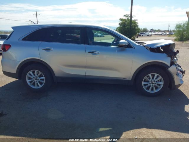 5XYPGDA52KG564340 KIA Sorento 3.3l Lx