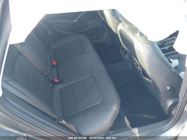 1VWBA7A37JC003465 Volkswagen Passat 2.0t Se