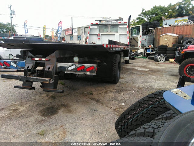 40188408 :رقم المزاد ، 2FZACGCS75AU23187 vin ، 2005 Sterling Truck Acterra مزاد بيع