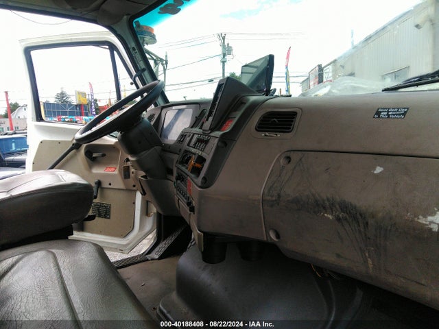40188408 :رقم المزاد ، 2FZACGCS75AU23187 vin ، 2005 Sterling Truck Acterra مزاد بيع