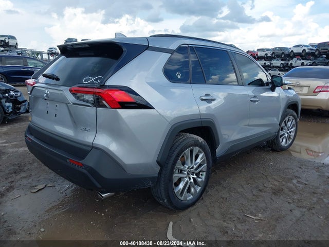 Toyota Rav4 Xle Premium 2023 2T3C1RFV3PC247070 Image 4