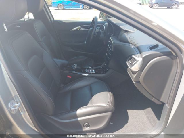 SJKCH5CR9JA060039 Infiniti Qx30 Luxury
