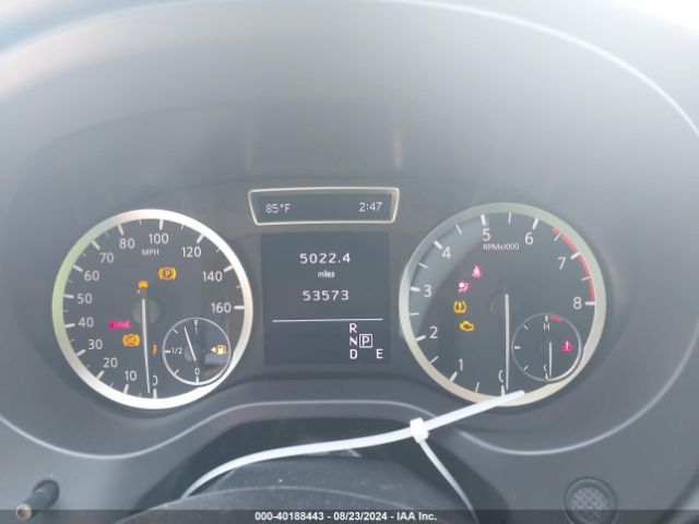 SJKCH5CR9JA060039 Infiniti Qx30 Luxury