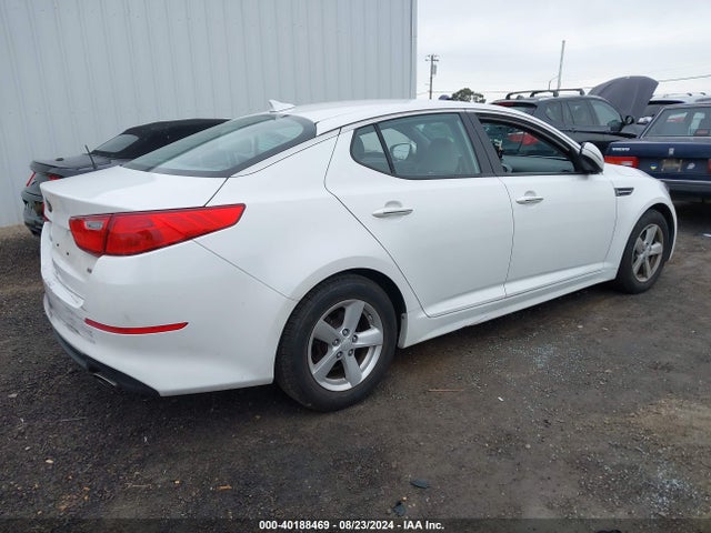 KIA Optima Lx 2015 KNAGM4A78F5634137 Image 4
