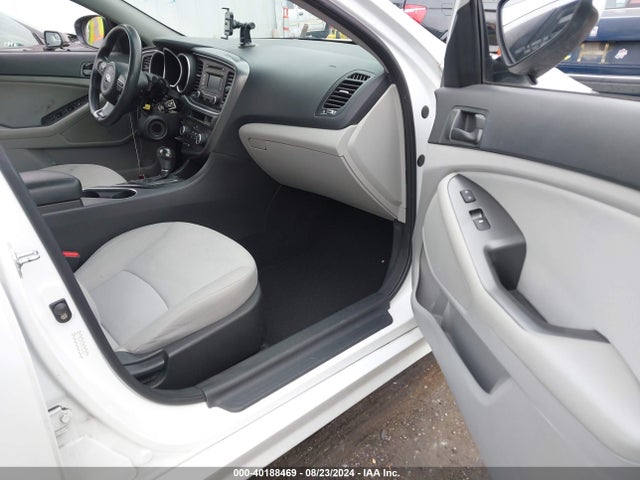 KIA Optima Lx 2015 KNAGM4A78F5634137 Image 5