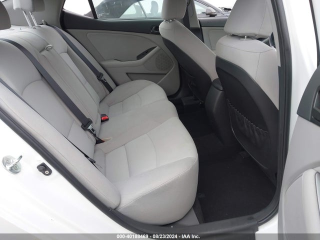 KIA Optima Lx 2015 KNAGM4A78F5634137 Image 8