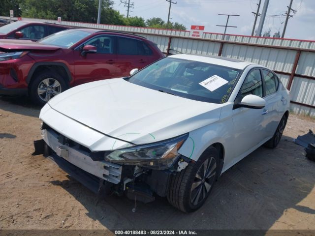 1N4BL4DW0NN403109 Nissan Altima Sv Intelligent Awd