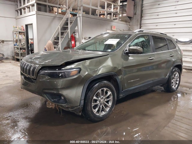1C4PJMLBXKD212996 Jeep Cherokee Latitude Plus 4x4
