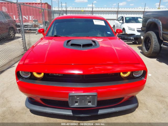 2C3CDZFJ6GH284671 Dodge Challenger 392 Hemi Scat Pack Shaker