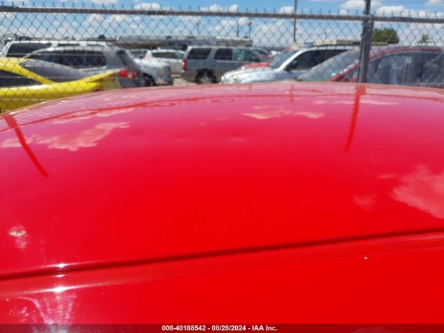 2C3CDZFJ6GH284671 Dodge Challenger 392 Hemi Scat Pack Shaker