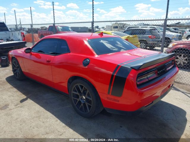 2C3CDZFJ6GH284671 Dodge Challenger 392 Hemi Scat Pack Shaker