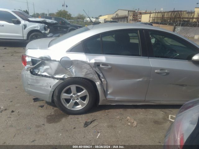 1G1PC5SB0E7452863 Chevrolet Cruze 1lt Auto