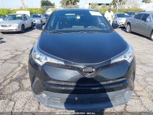 Toyota C-HR XLE 2018 NMTKHMBX2JR054562 Image 12