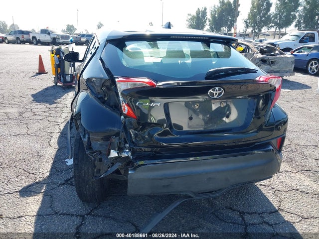 Toyota C-HR XLE 2018 NMTKHMBX2JR054562 Image 16