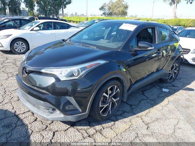 Toyota C-HR XLE 2018 NMTKHMBX2JR054562 Image 2