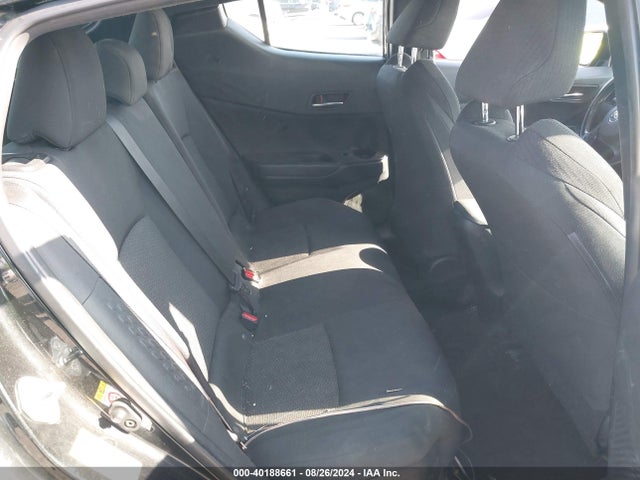 Toyota C-HR XLE 2018 NMTKHMBX2JR054562 Image 8