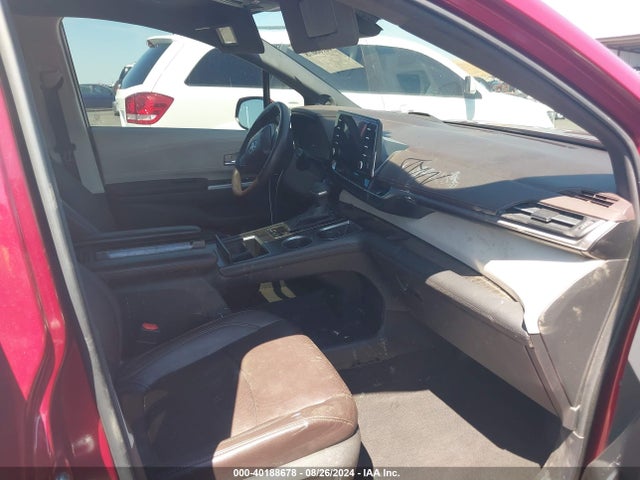 Toyota Sienna Platinum 2022 5TDESKFC0NS053296 Image 5