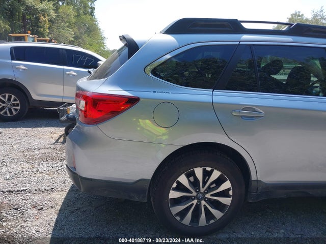Subaru Outback 2.5i Limited 2015 4S4BSALC1F3220619 Image 18
