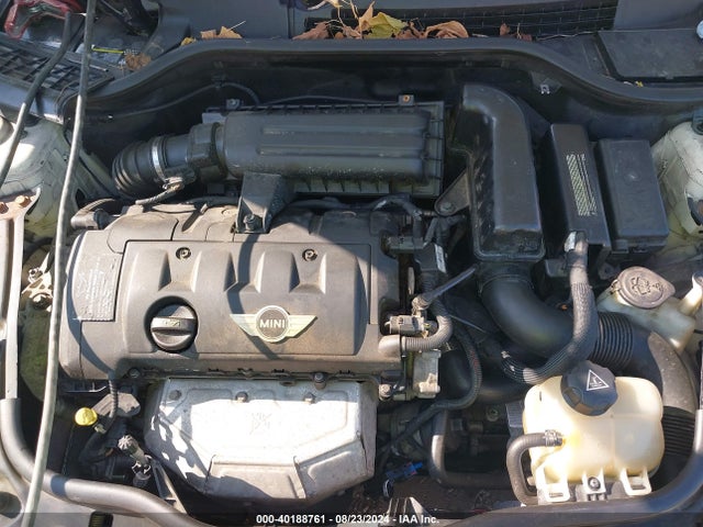 2011 MINI COOPER WMWSU3C59BTX96672 Photo 9