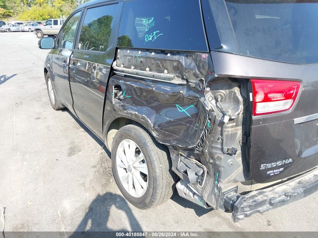 KIA SEDONA LX 2016 KNDMB5C14G6204496 Image 6