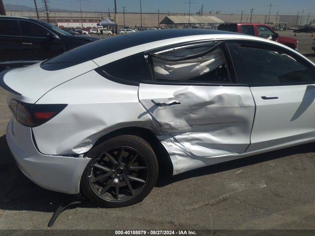 2023 TESLA MODEL 3 5YJ3E1EA4PF403724 Photo 5
